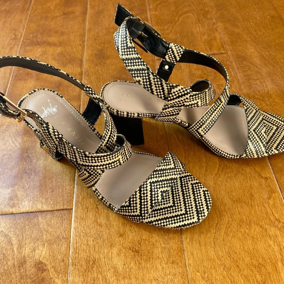 Kelly & Katie Adjustable Cross Strap Woven Fabric, Block Heel, size 8M - Picture 7 of 7